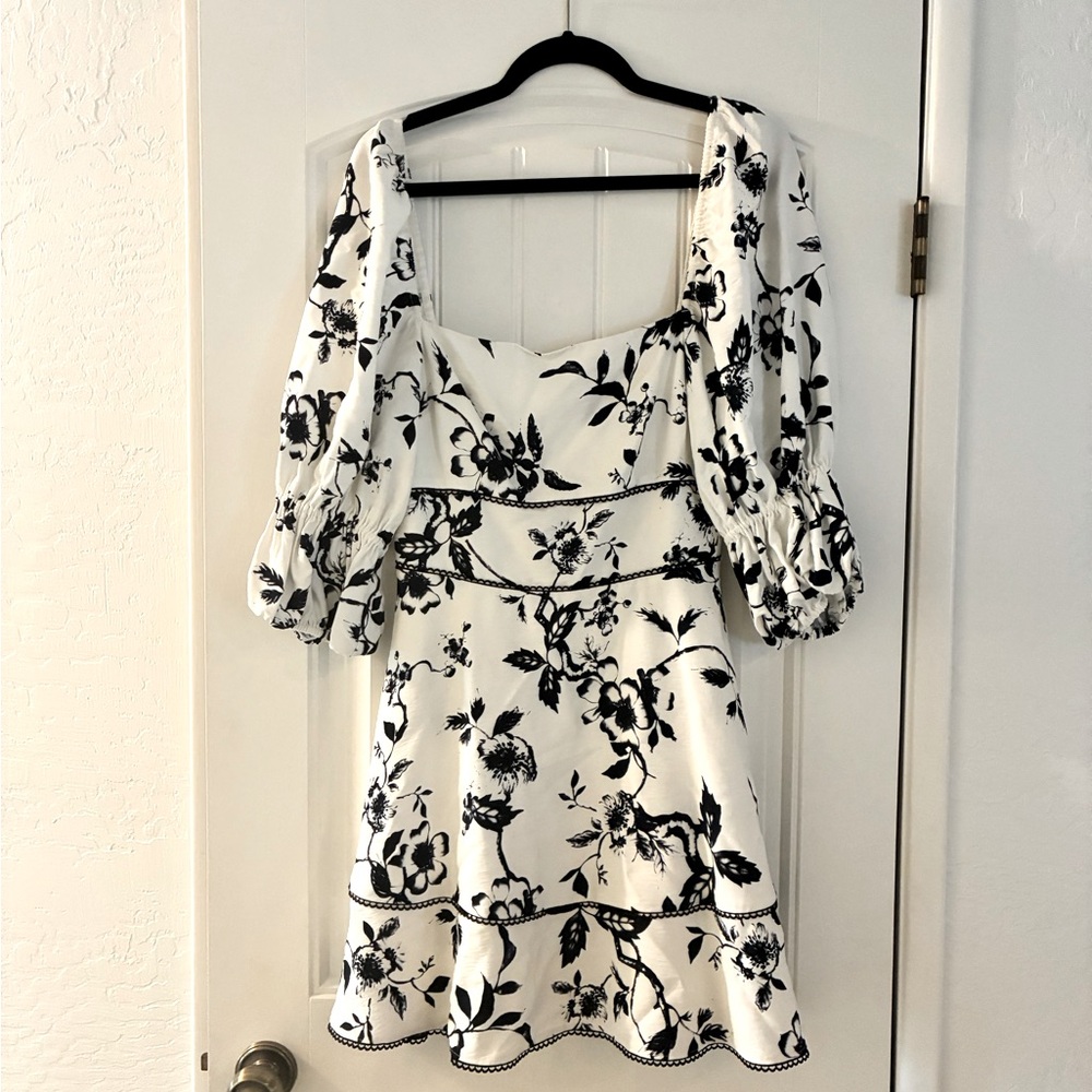 Floral Keepsake brand dress